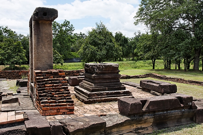 43-Prasat Muang Khaek-022